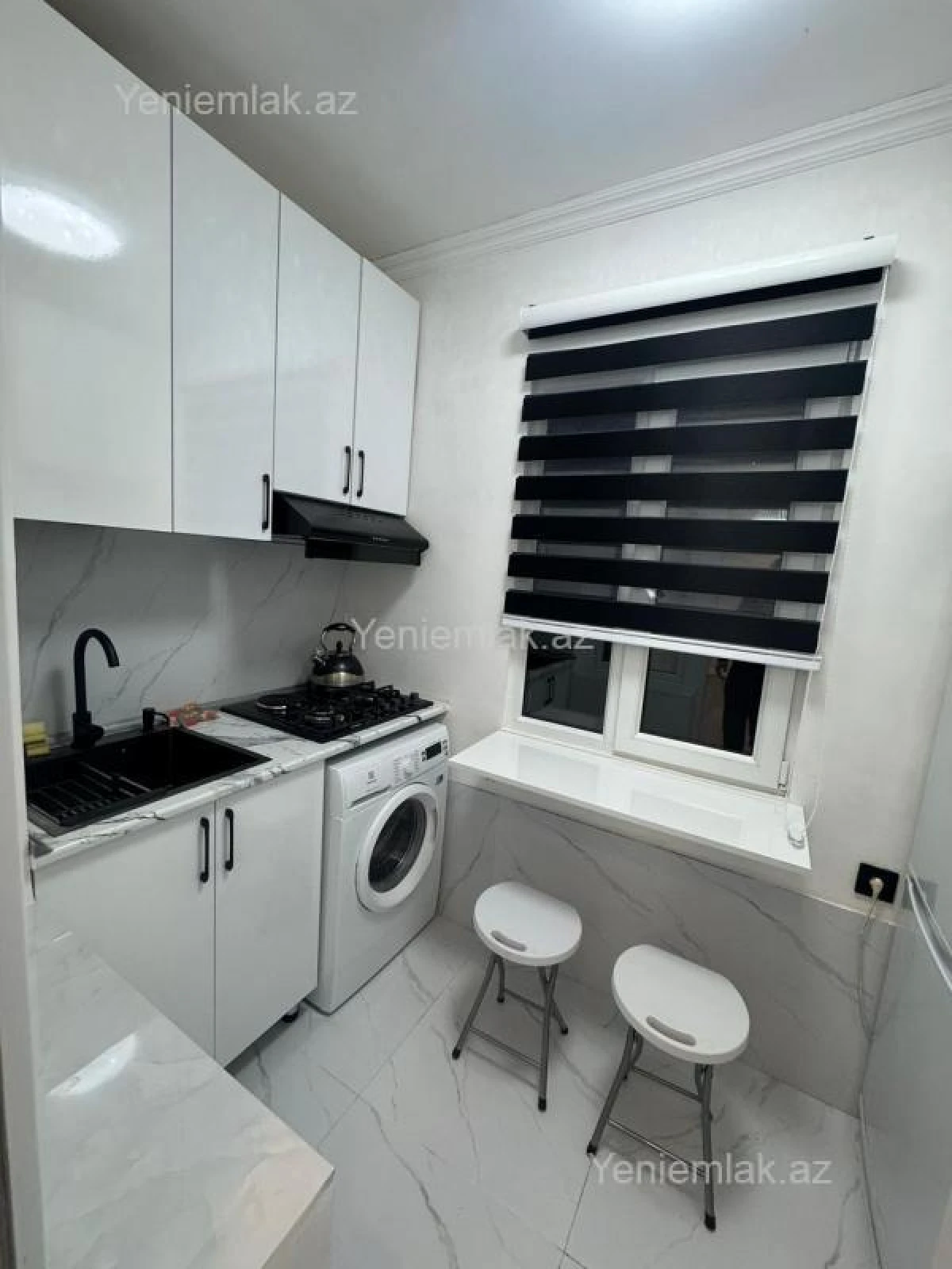 Satılır 2 otaqlı köhnə tikili 45 m²