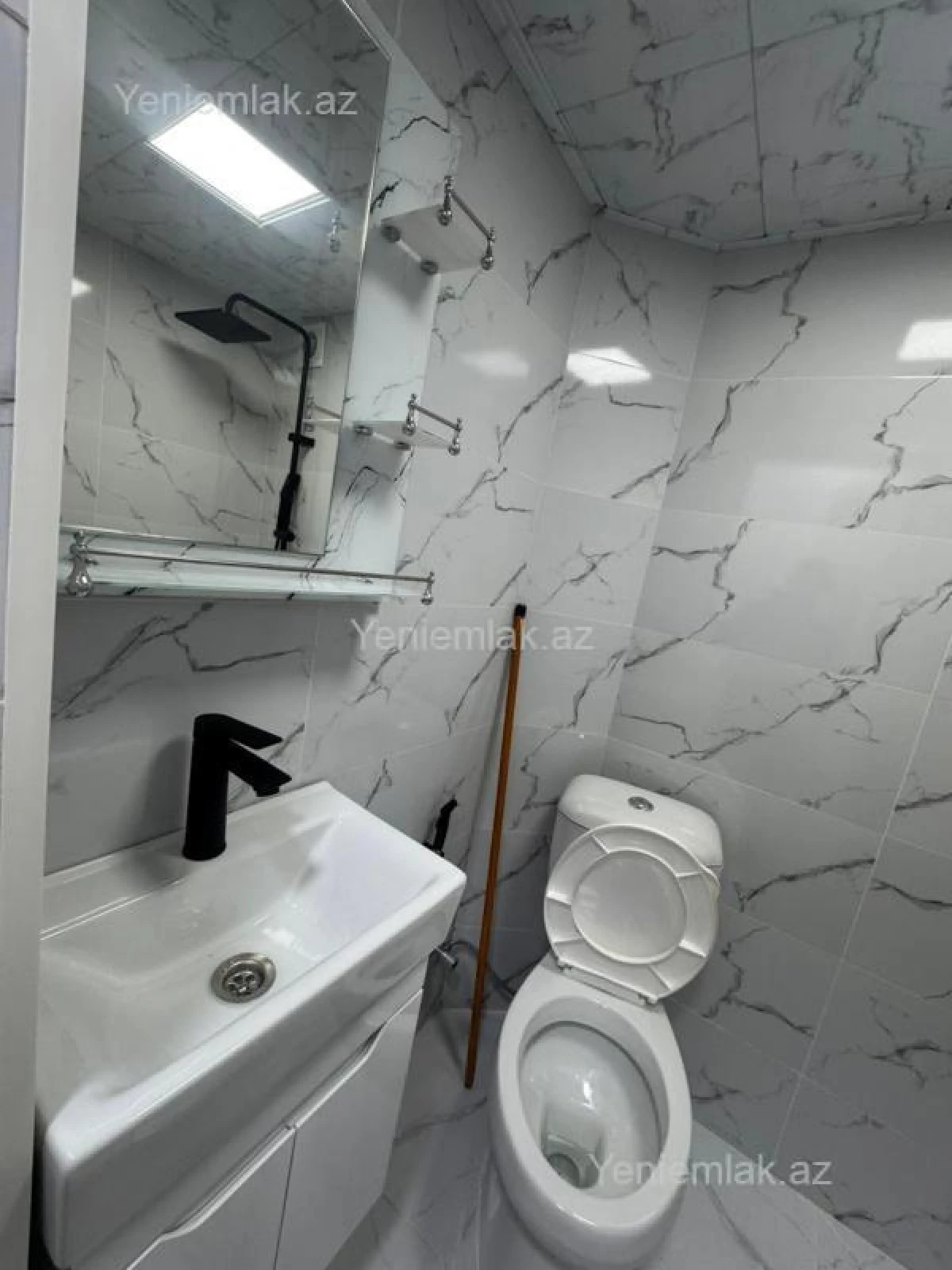 Satılır 2 otaqlı köhnə tikili 45 m²