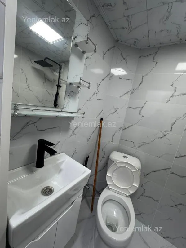 Satılır 2 otaqlı köhnə tikili 45 m²