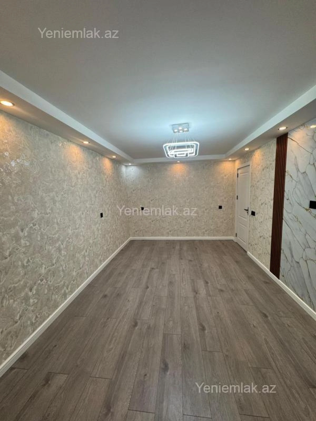 Satılır 2 otaqlı köhnə tikili 45 m²