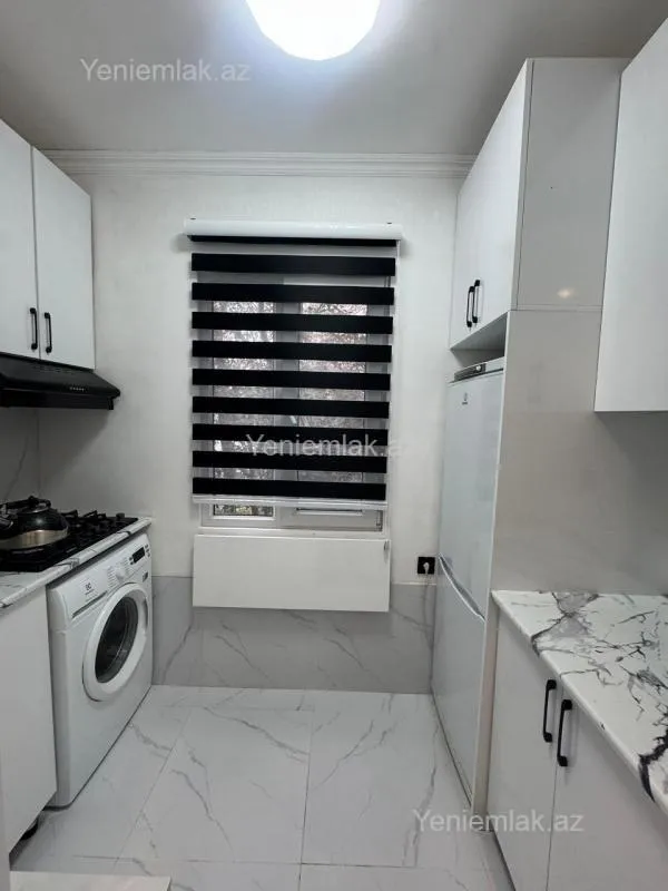 Satılır 2 otaqlı köhnə tikili 45 m²