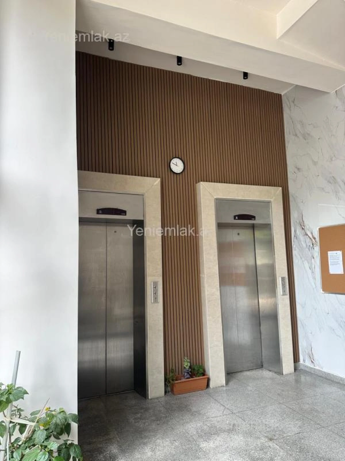 Satılır 4 otaqlı yeni tikili 165 m²