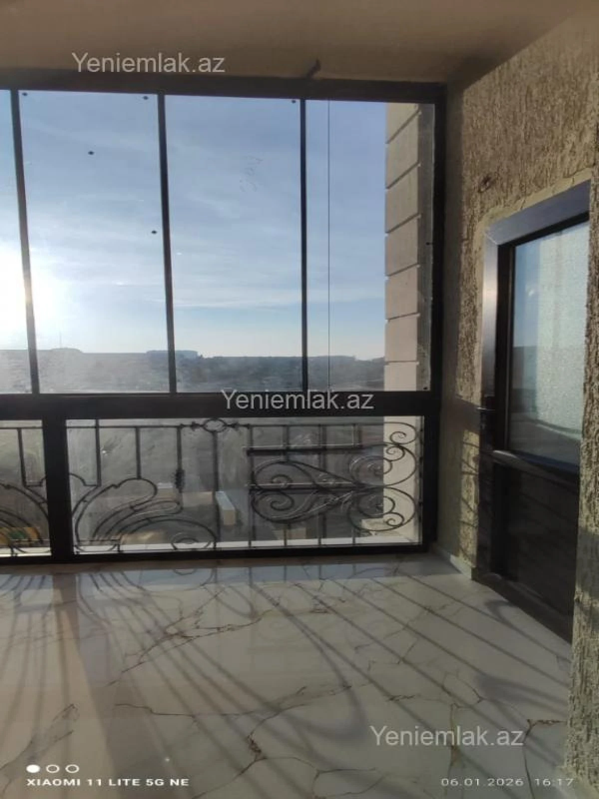 Satılır 2 otaqlı köhnə tikili 52 m²