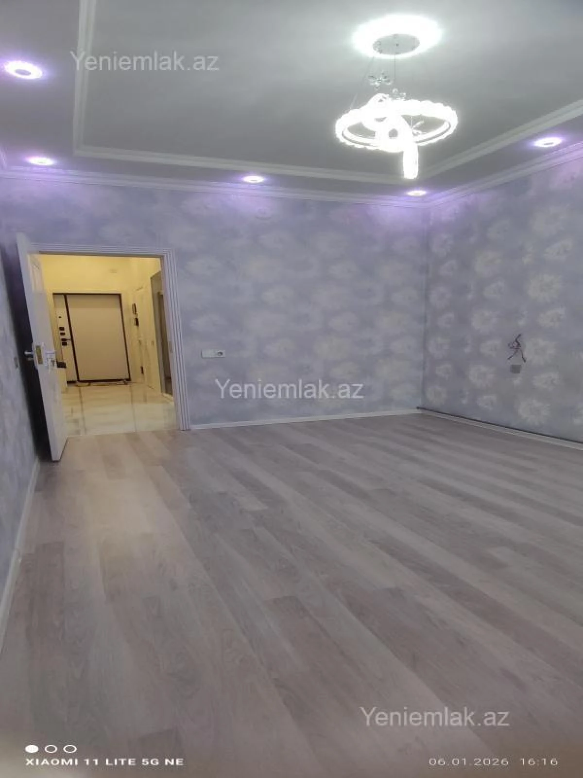 Satılır 2 otaqlı köhnə tikili 52 m²