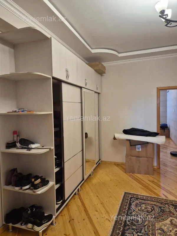 Satılır 3 otaqlı yeni tikili 120 m²