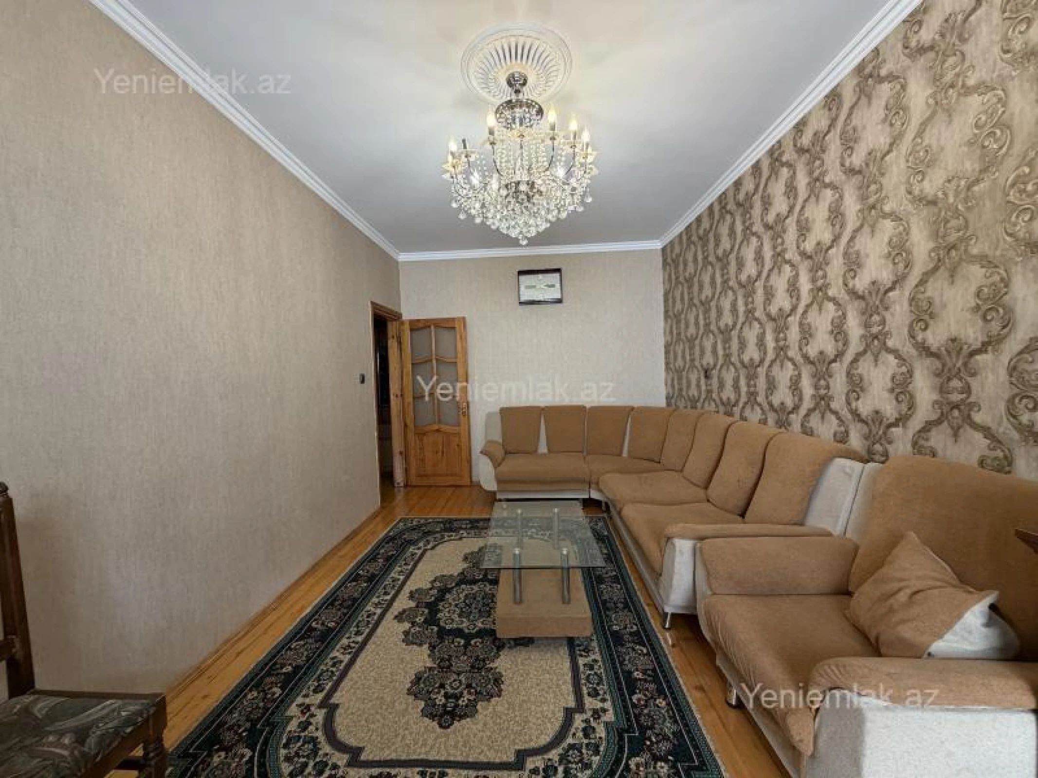 Satılır 4 otaqlı köhnə tikili 100 m²