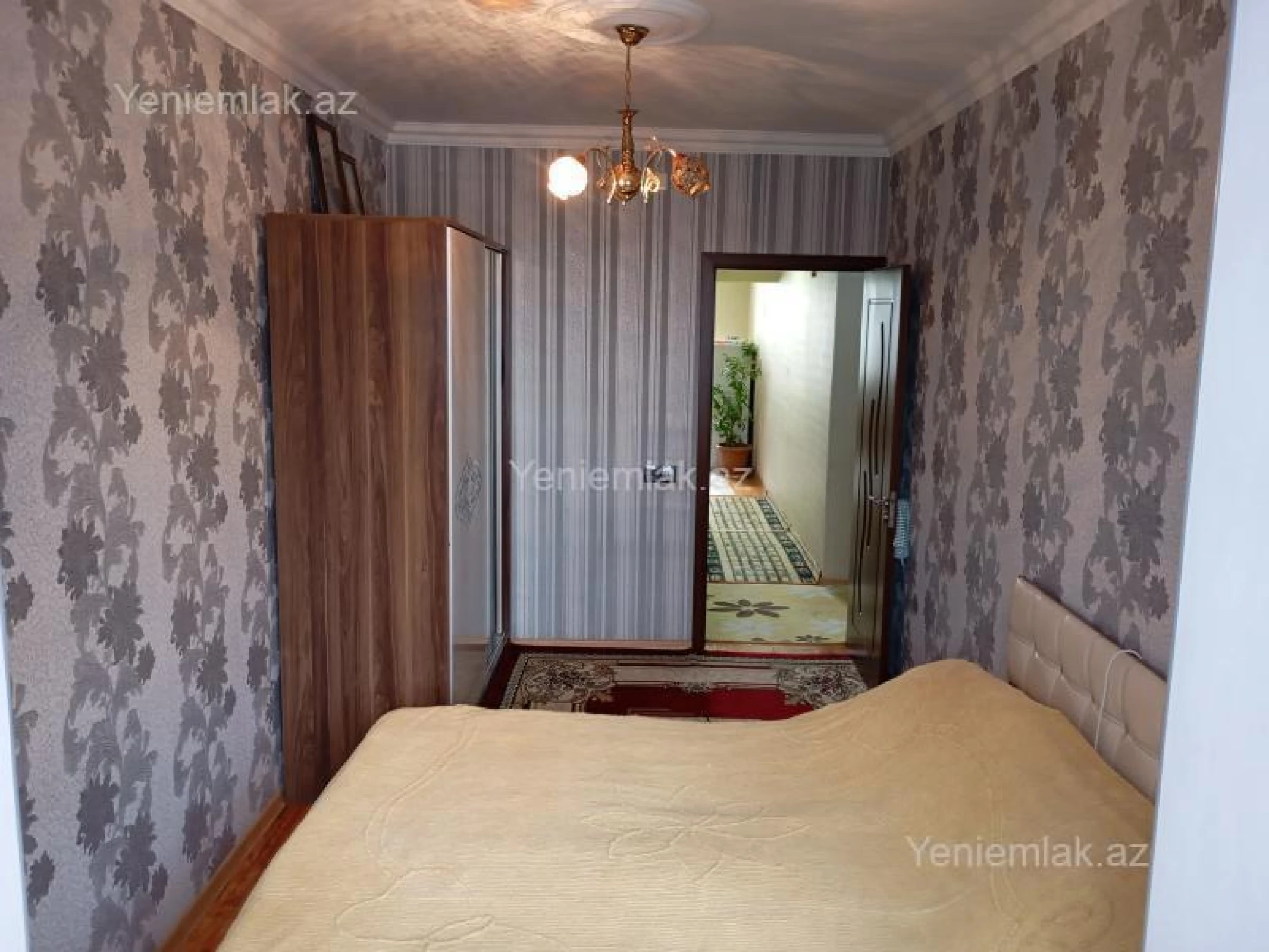 Satılır 3 otaqlı köhnə tikili 75 m²