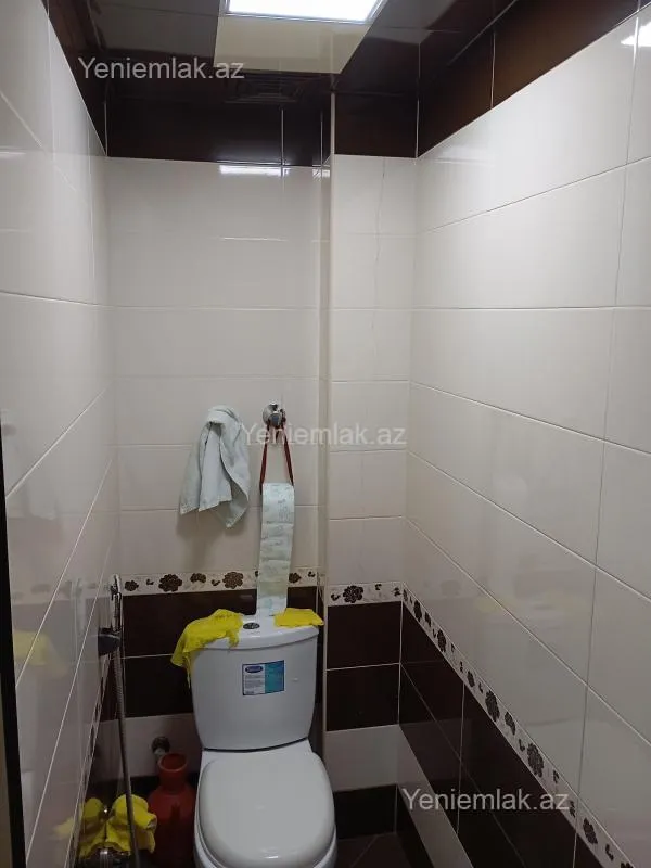 Satılır 3 otaqlı köhnə tikili 75 m²