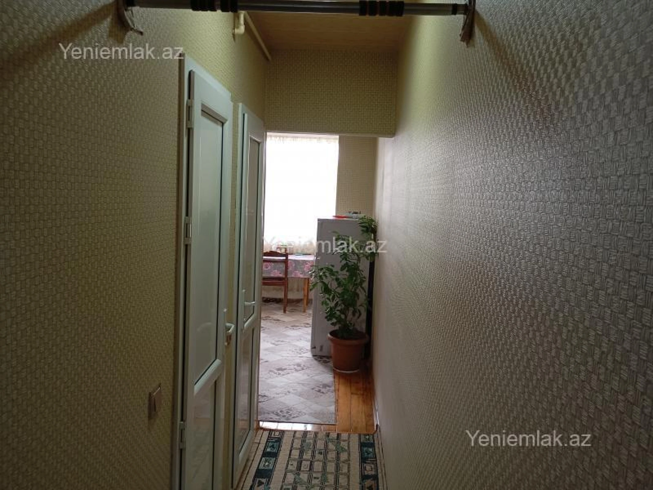 Satılır 3 otaqlı köhnə tikili 75 m²