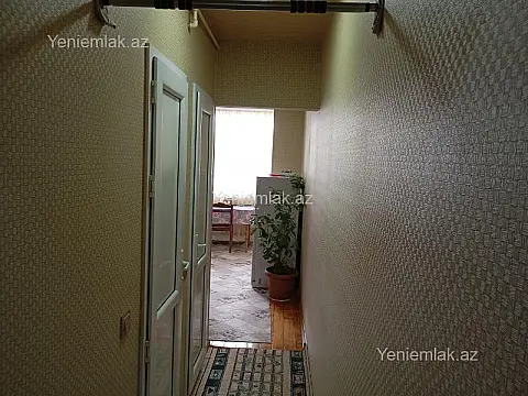 Satılır 3 otaqlı köhnə tikili 75 m²