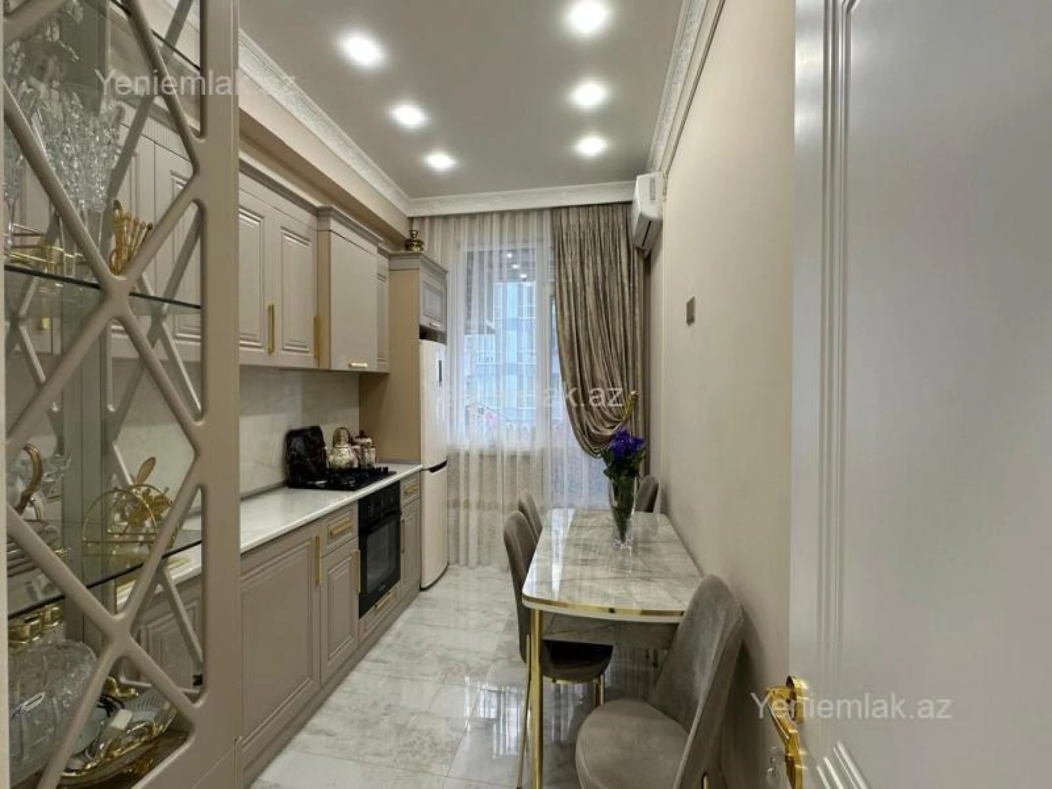 Satılır 2 otaqlı yeni tikili 85 m²
