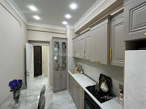 Satılır 2 otaqlı yeni tikili 85 m²