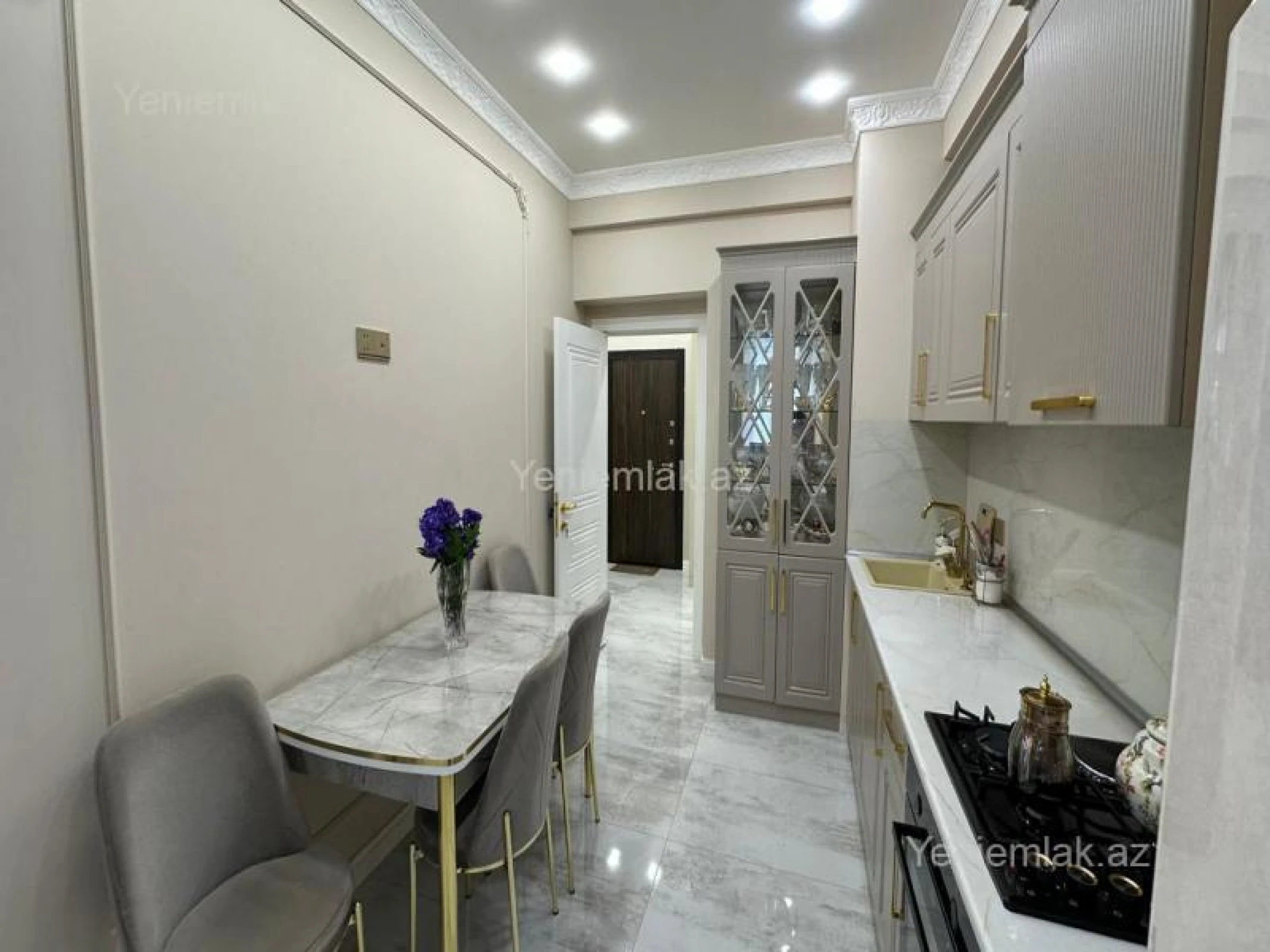 Satılır 2 otaqlı yeni tikili 85 m²