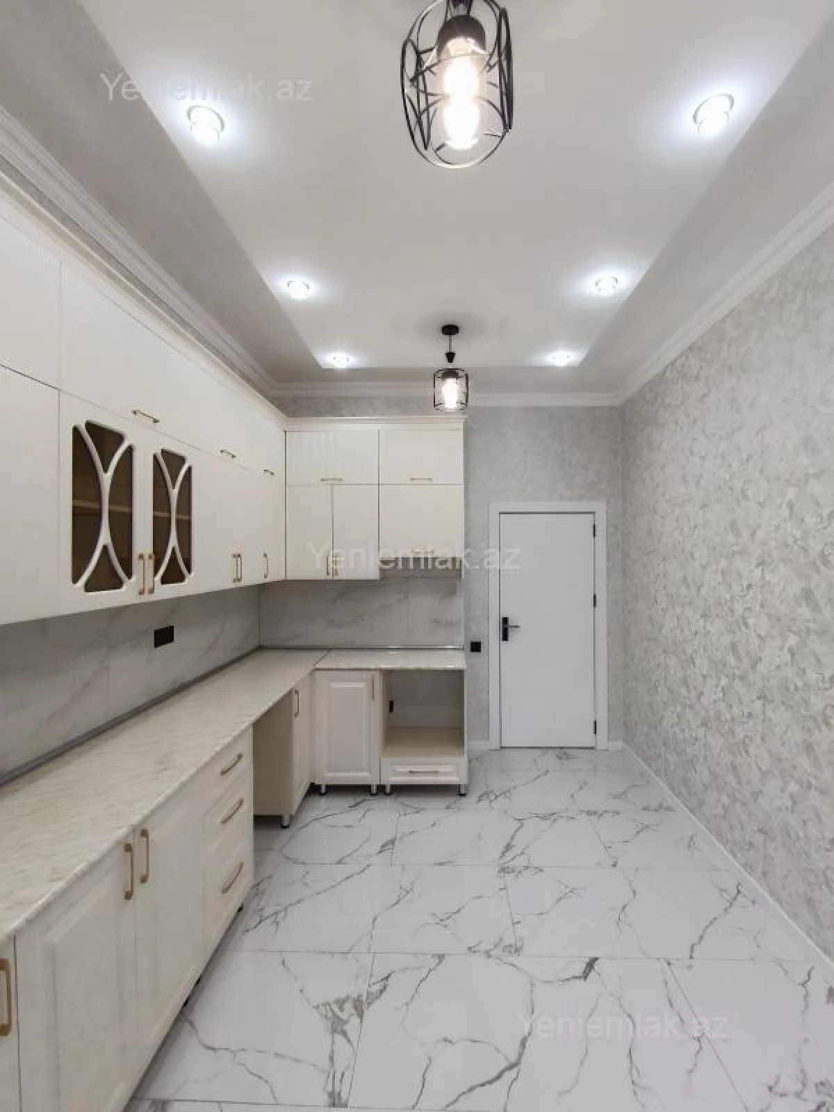 Satılır 2 otaqlı yeni tikili 85 m²