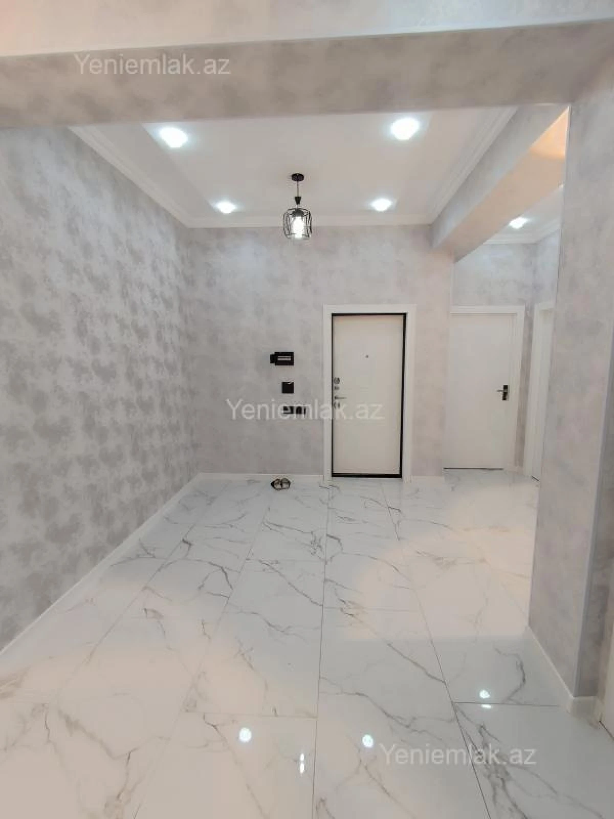 Satılır 2 otaqlı yeni tikili 85 m²