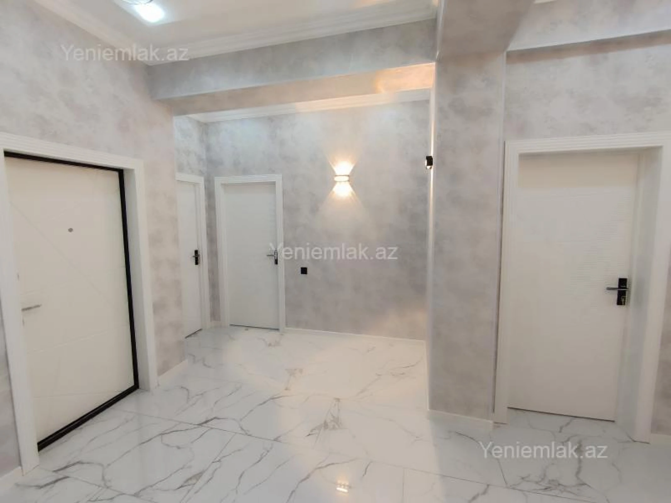Satılır 2 otaqlı yeni tikili 85 m²