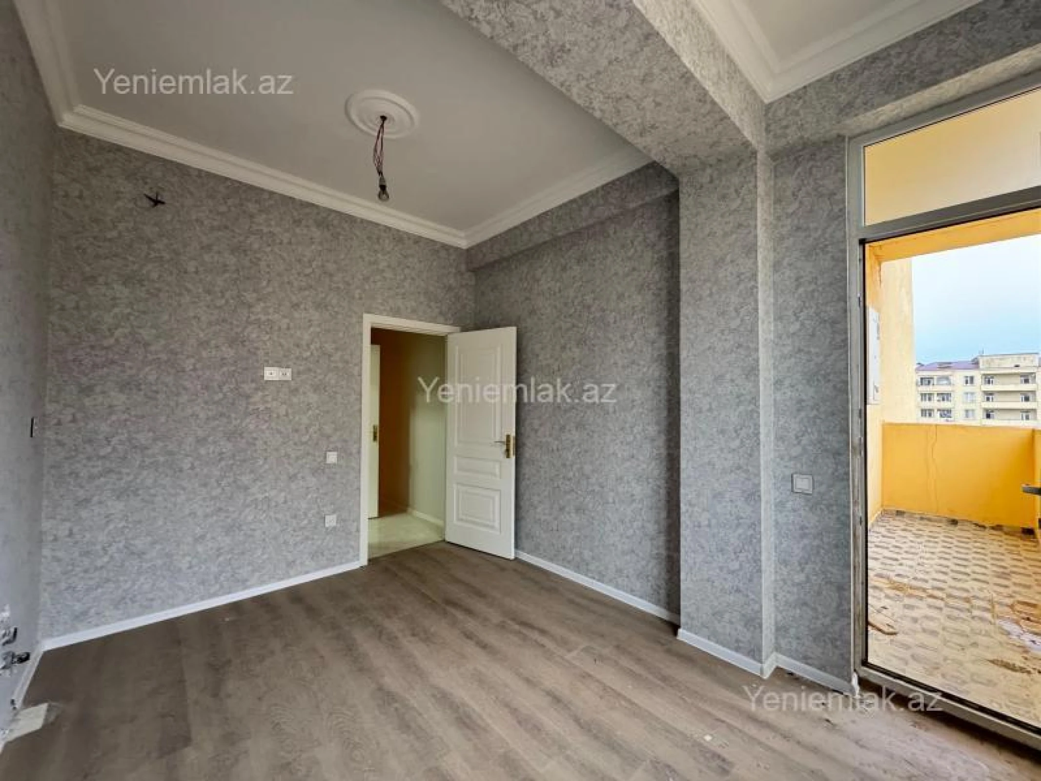 Satılır 2 otaqlı yeni tikili 81 m²