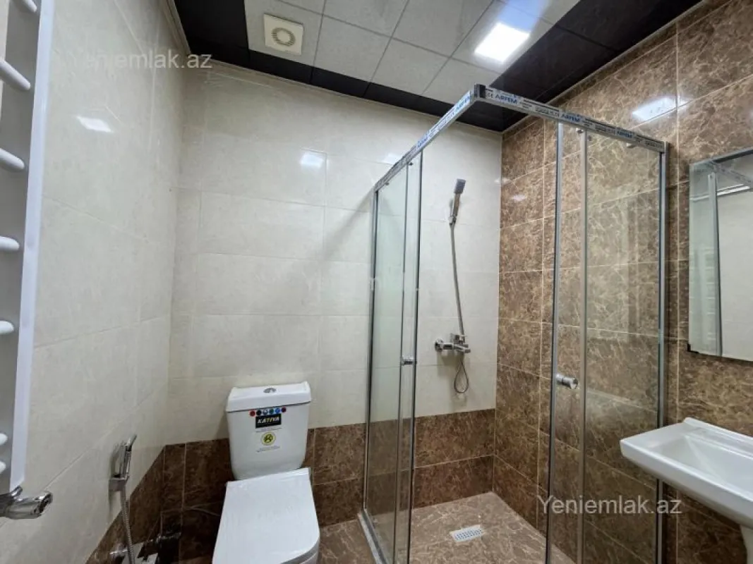 Satılır 2 otaqlı yeni tikili 81 m²