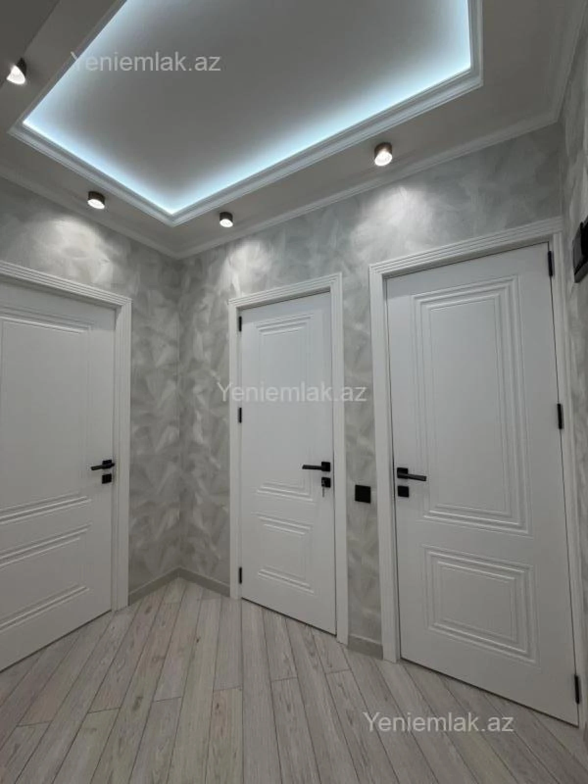 Satılır 3 otaqlı köhnə tikili 60 m²