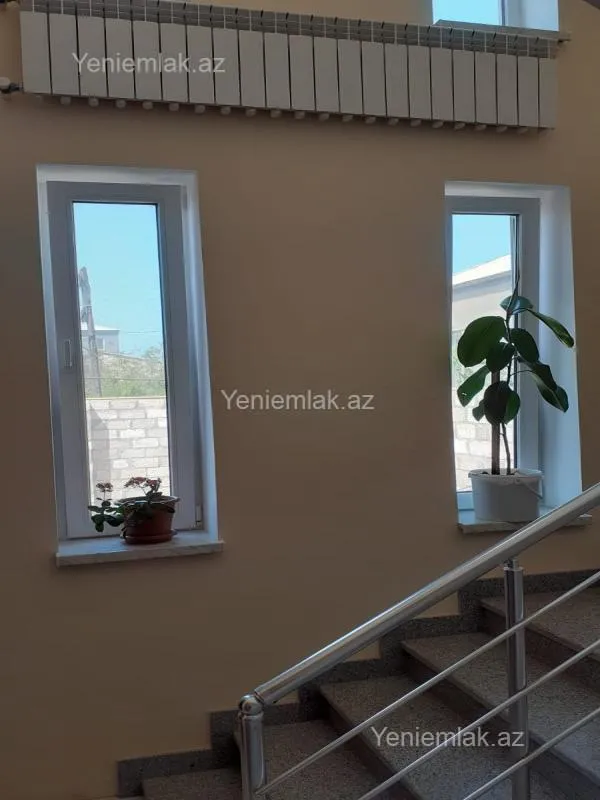 Satılır 2 otaqlı həyət evi 220 m²