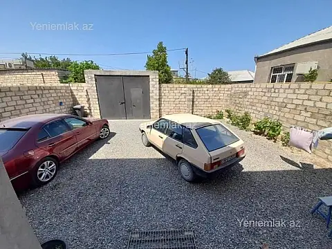 Satılır 2 otaqlı həyət evi 220 m²