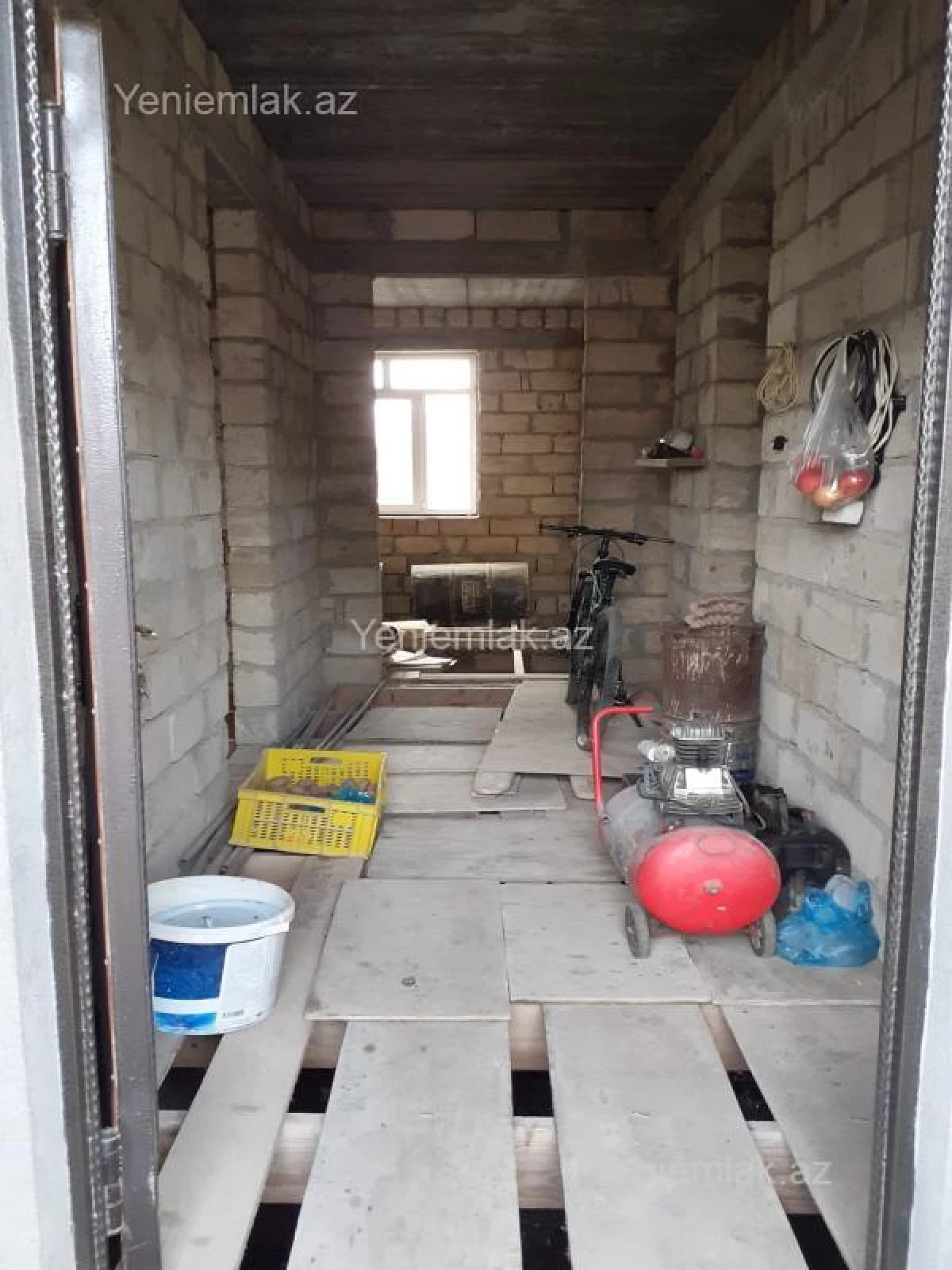 Satılır 2 otaqlı həyət evi 220 m²