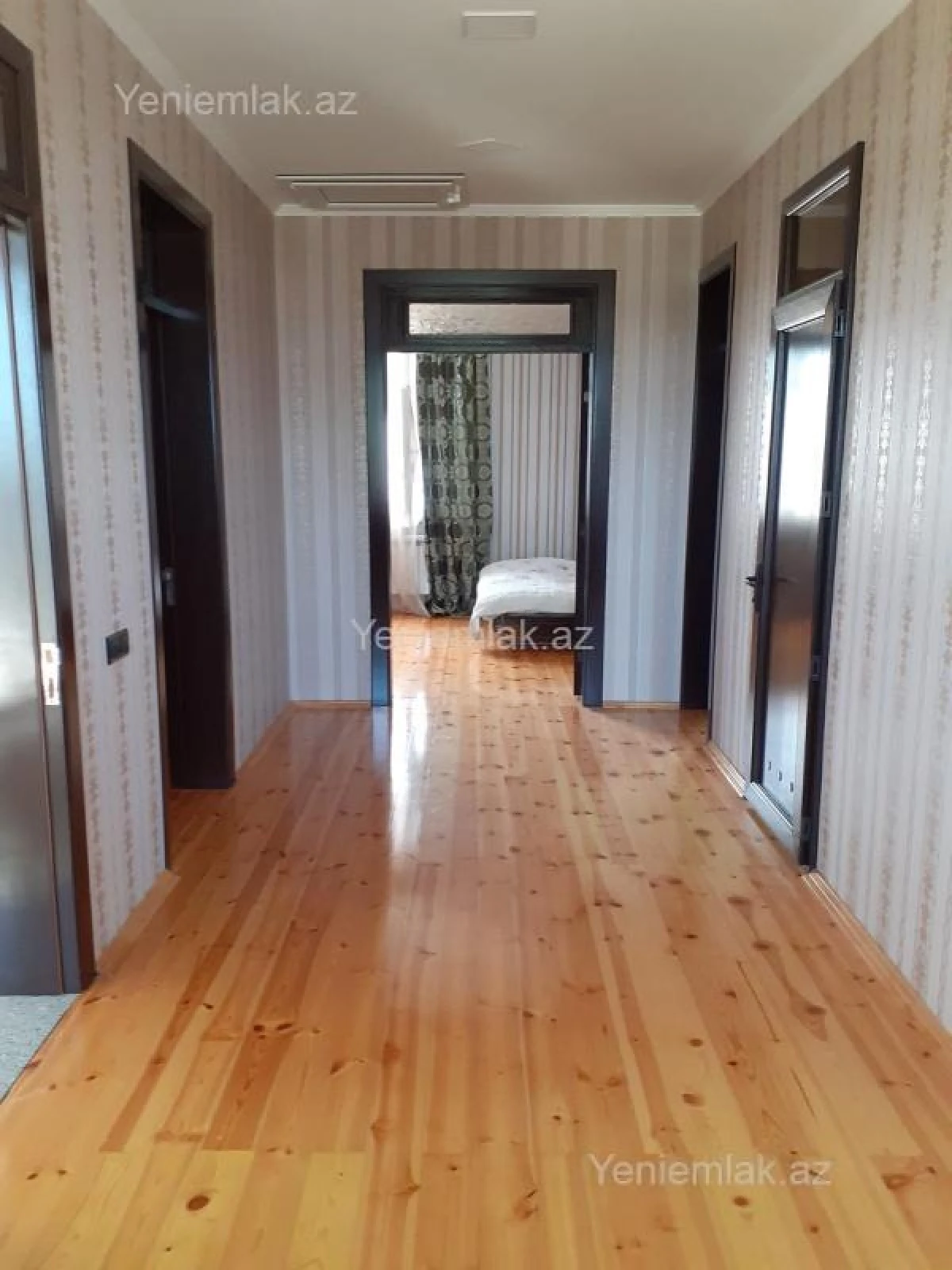 Satılır 2 otaqlı həyət evi 220 m²