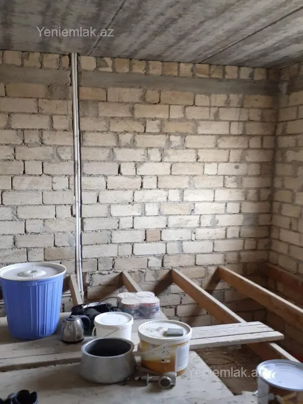 Satılır 2 otaqlı həyət evi 220 m²