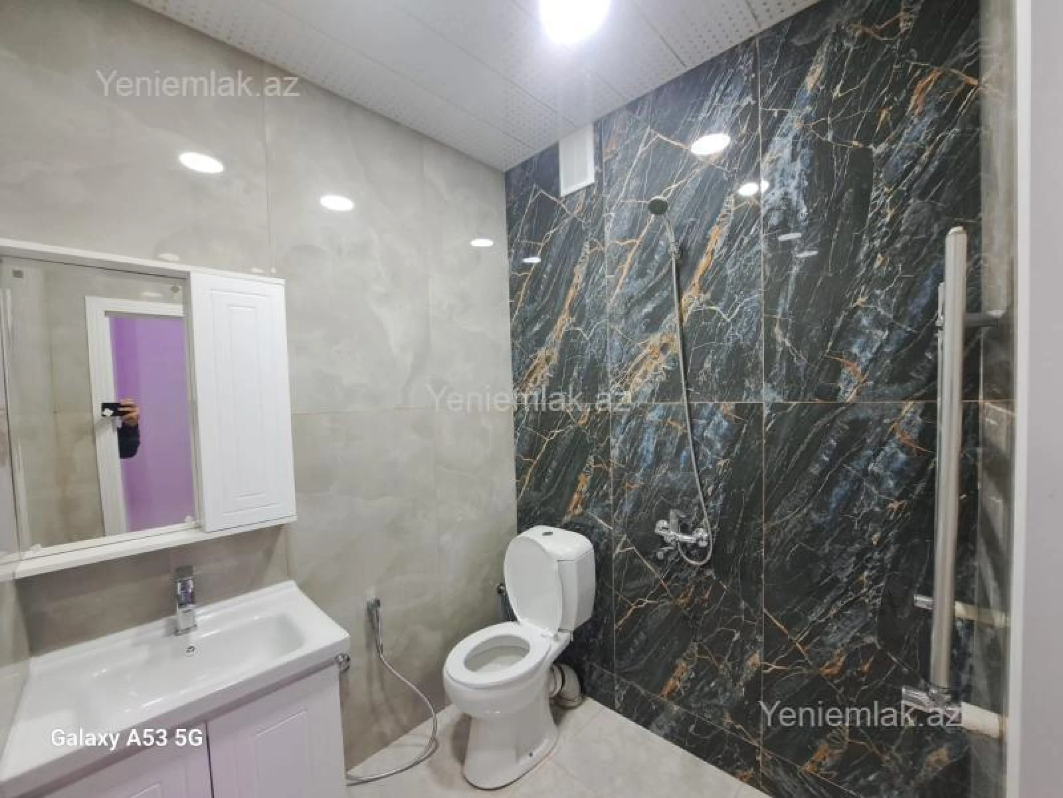 Satılır 2 otaqlı yeni tikili 61 m²