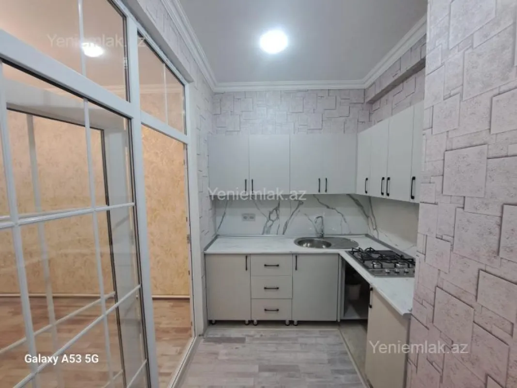 Satılır 2 otaqlı yeni tikili 61 m²