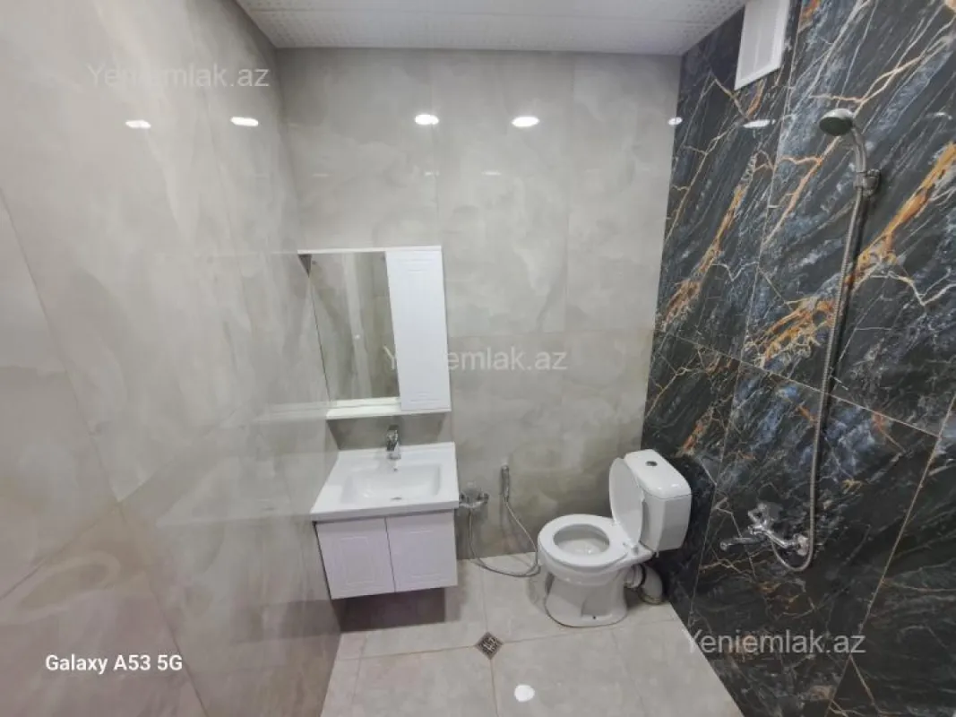 Satılır 2 otaqlı yeni tikili 61 m²