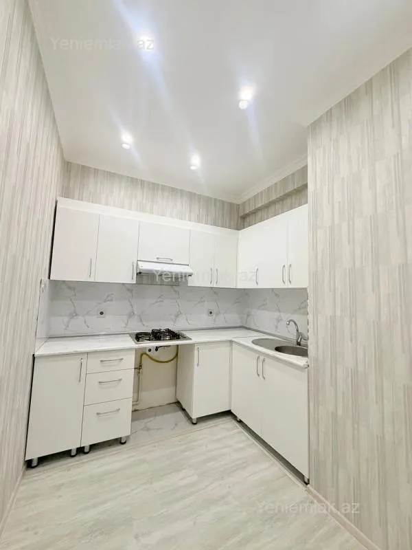 Satılır 2 otaqlı yeni tikili 61 m²
