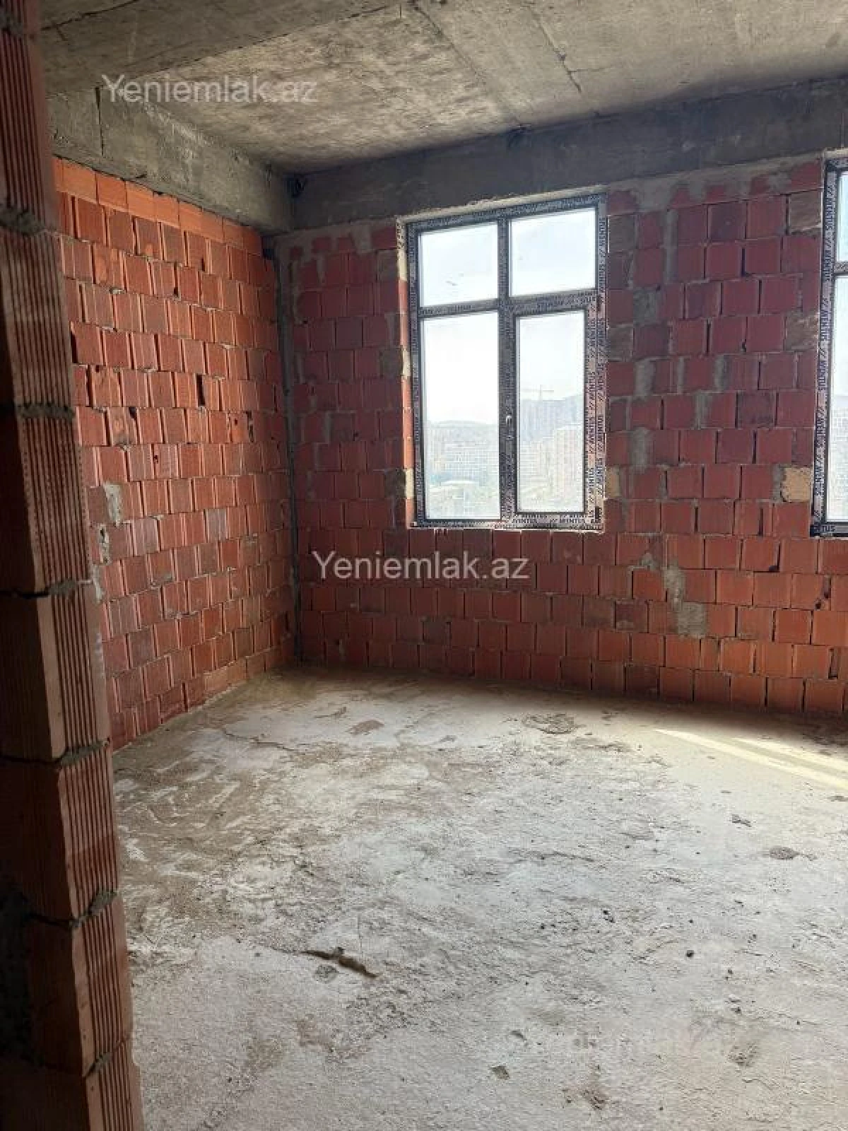 Satılır 3 otaqlı yeni tikili 150 m²