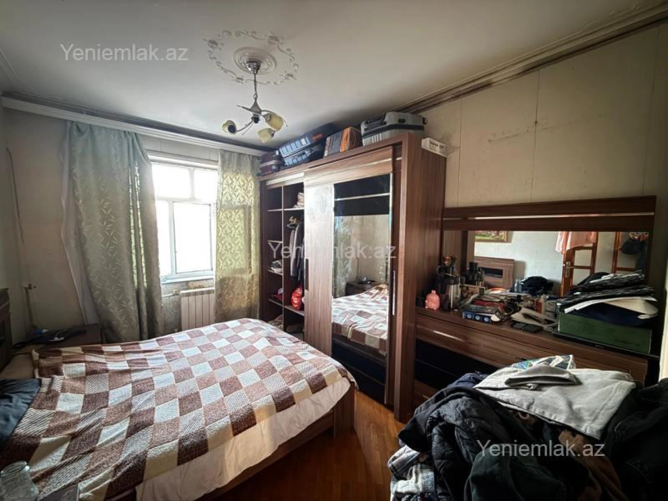 Satılır 3 otaqlı köhnə tikili 80 m²