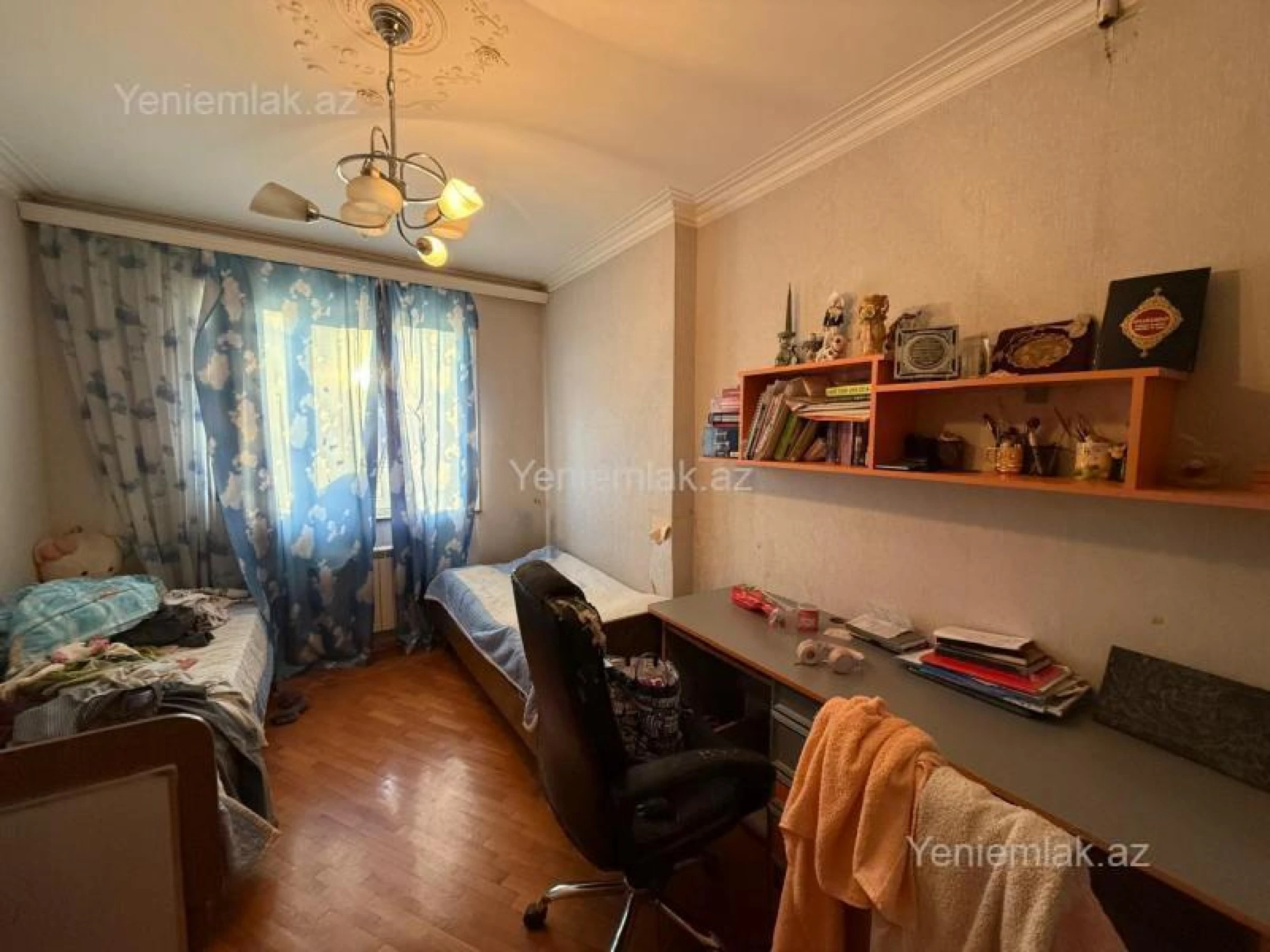 Satılır 3 otaqlı köhnə tikili 80 m²