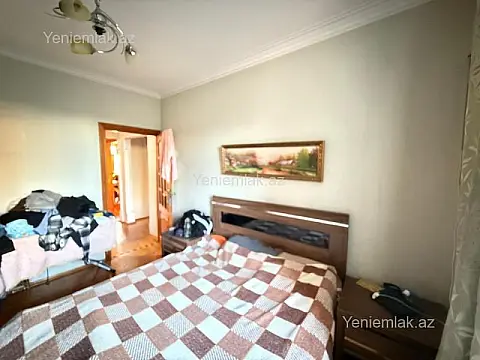 Satılır 3 otaqlı köhnə tikili 80 m²
