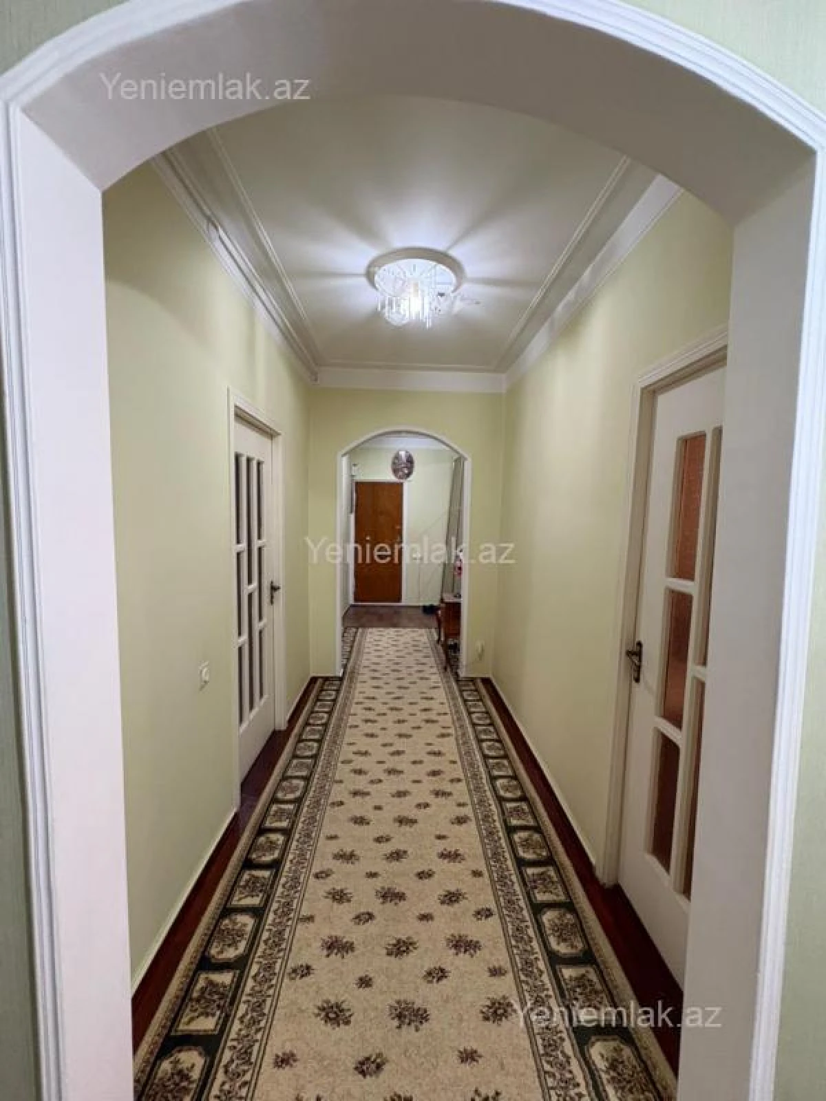 Satılır 4 otaqlı köhnə tikili 110 m²