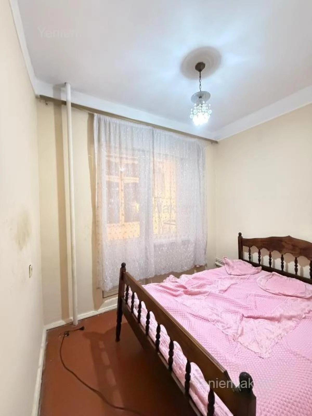 Satılır 1 otaqlı köhnə tikili 40 m²