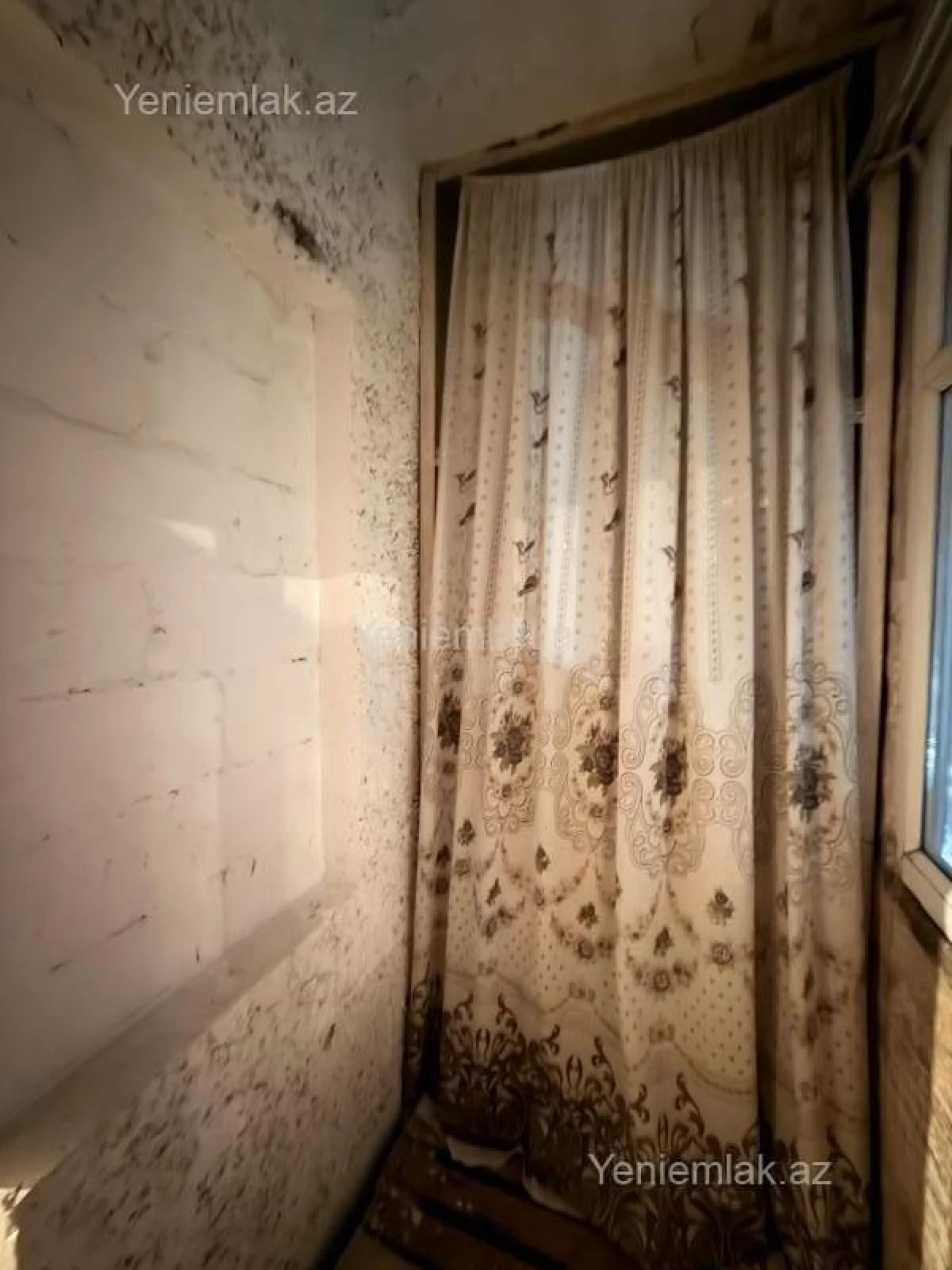 Satılır 1 otaqlı köhnə tikili 40 m²