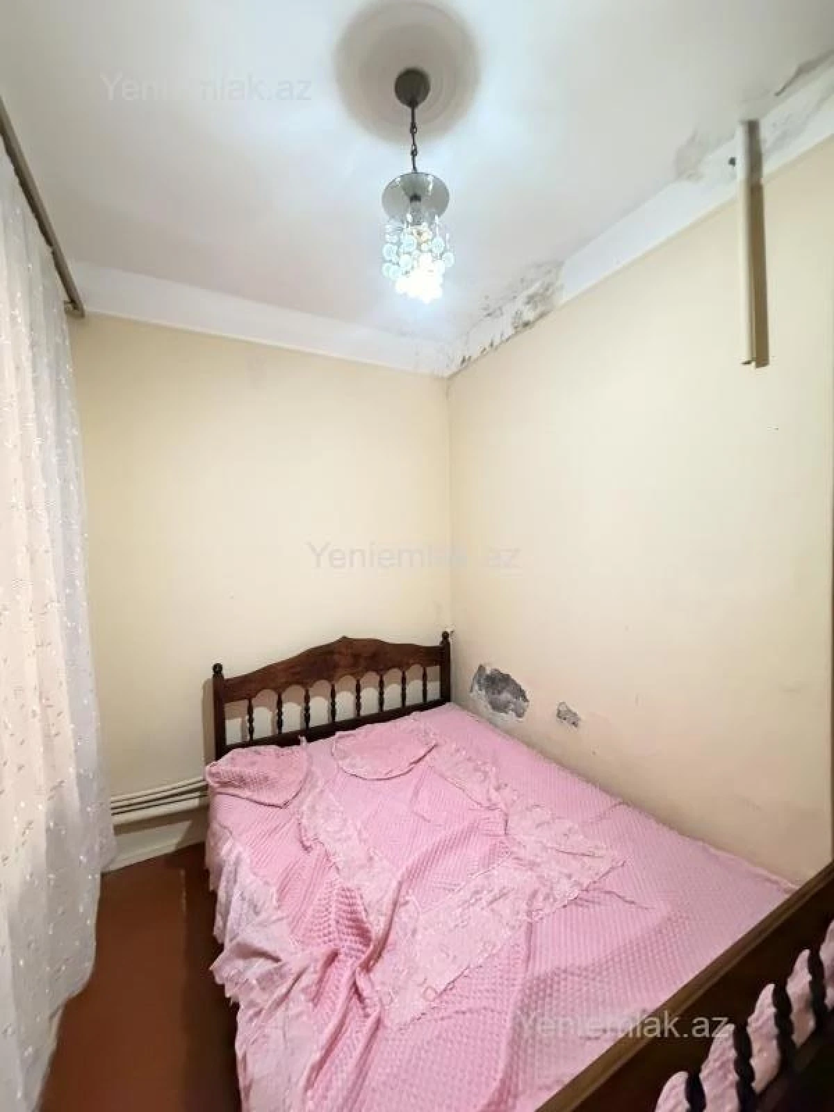 Satılır 1 otaqlı köhnə tikili 40 m²