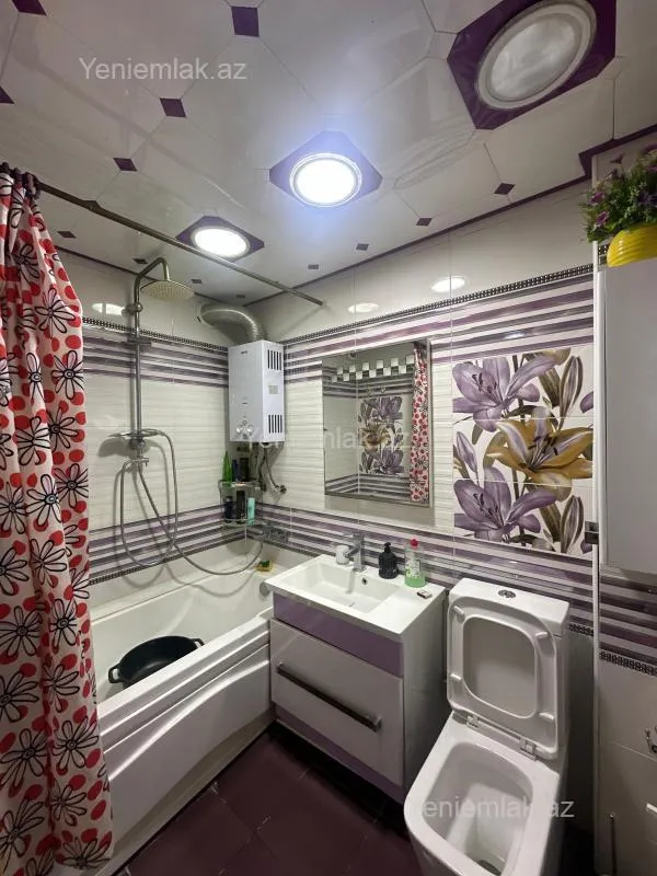 Satılır 3 otaqlı köhnə tikili 70 m²