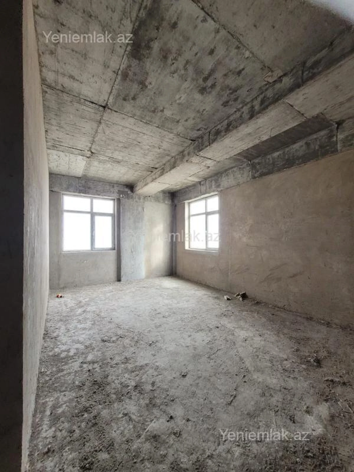 Satılır 4 otaqlı yeni tikili 176.5 m²