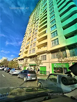 Satılır 4 otaqlı yeni tikili 176.5 m²