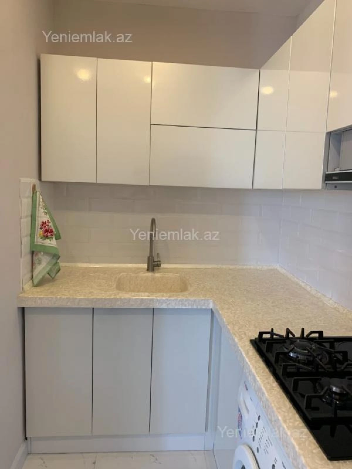Satılır 2 otaqlı yeni tikili 85 m²