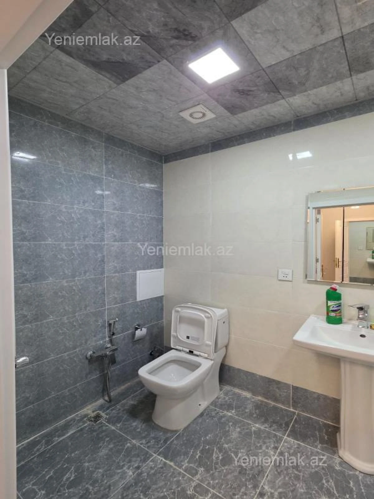 Satılır 2 otaqlı yeni tikili 77 m²