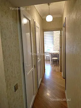 Satılır 3 otaqlı köhnə tikili 80 m²