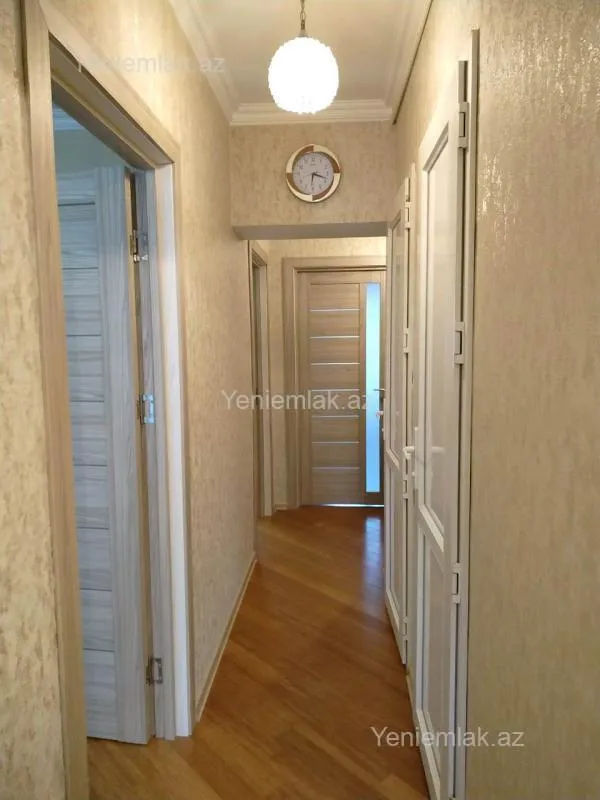 Satılır 3 otaqlı köhnə tikili 80 m²
