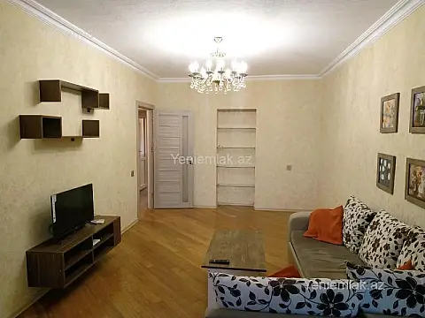 Satılır 3 otaqlı köhnə tikili 80 m² — Bakı, Səbail 3 otaq 80.00 m²