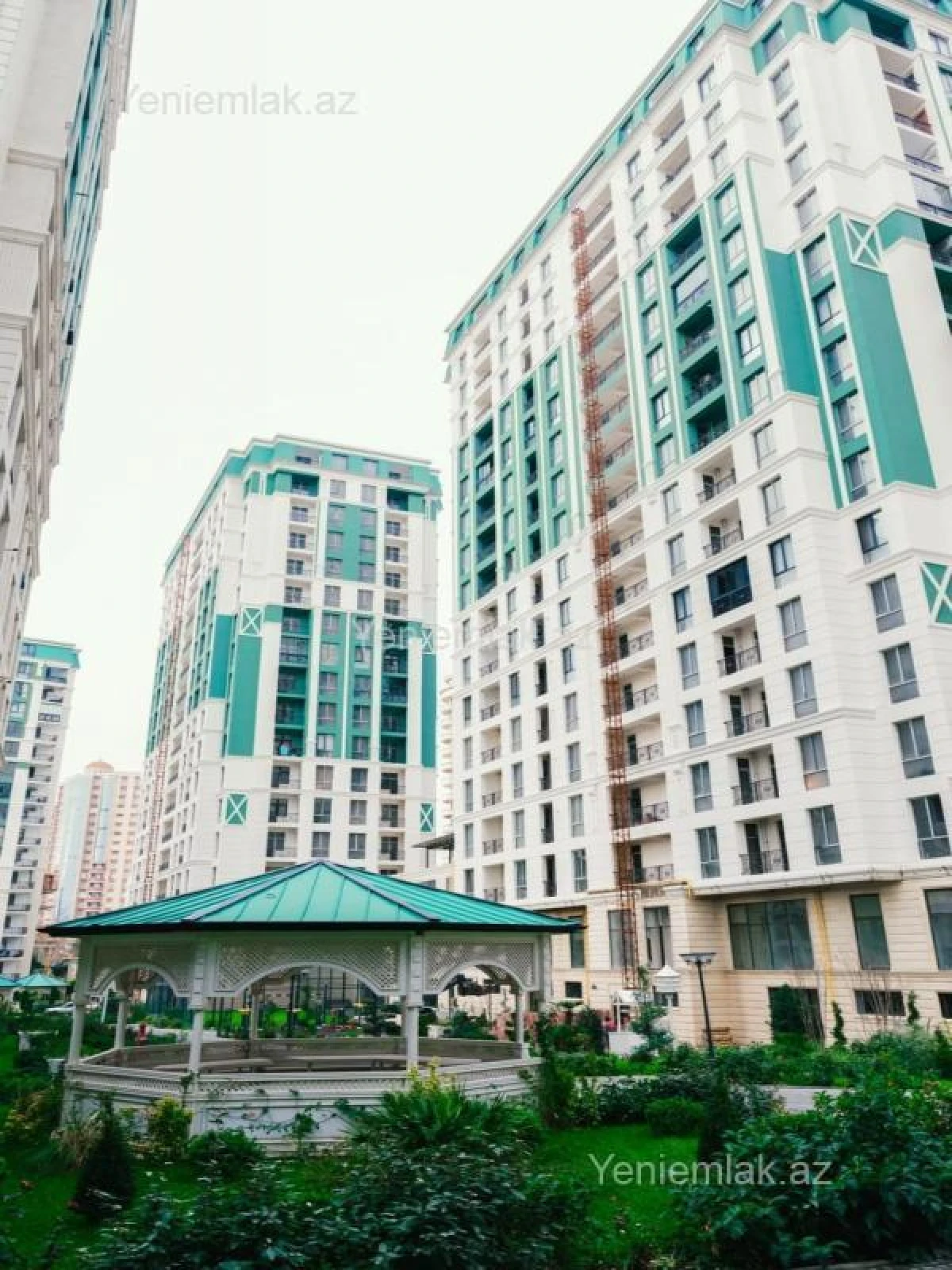 Satılır 3 otaqlı yeni tikili 143 m²