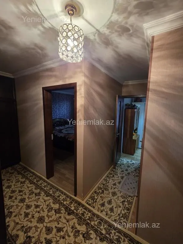 Satılır 3 otaqlı köhnə tikili 70 m²